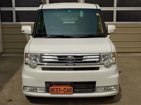 Toyota Pixis Space