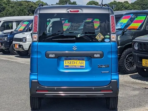 Suzuki Spacia Gear