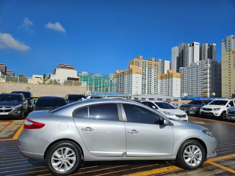 Renault SM3