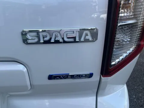 Suzuki Spacia