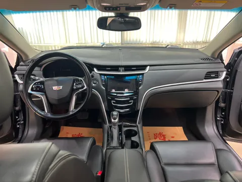 Cadillac XTS