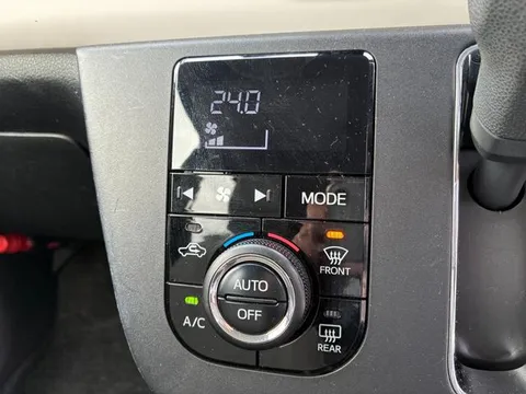 Daihatsu Mira Tocot
