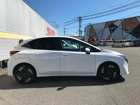 Nissan Note Aura