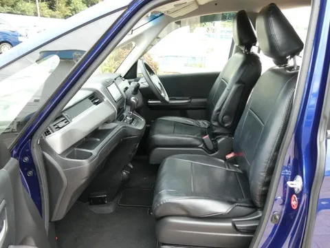 Honda Freed Plus