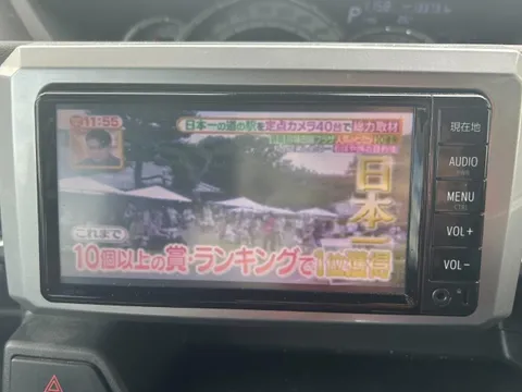 Toyota Pixis Mega