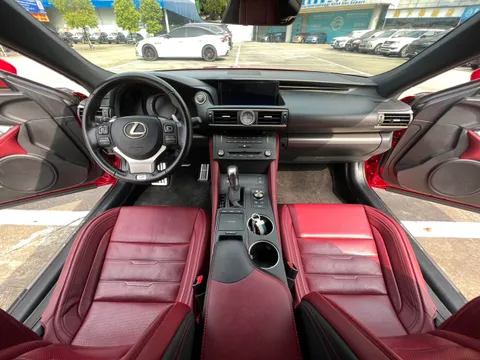 Lexus RC