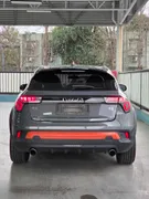 Lynk & Co Lynk & Co 02