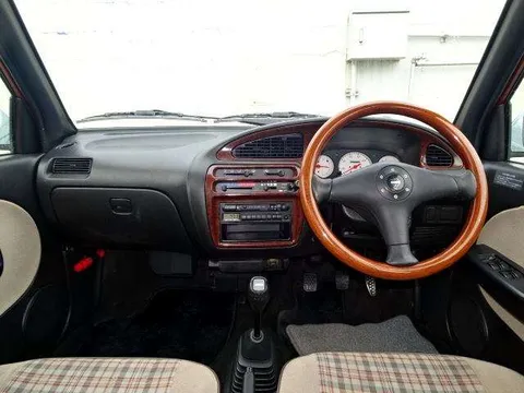 Daihatsu Mira