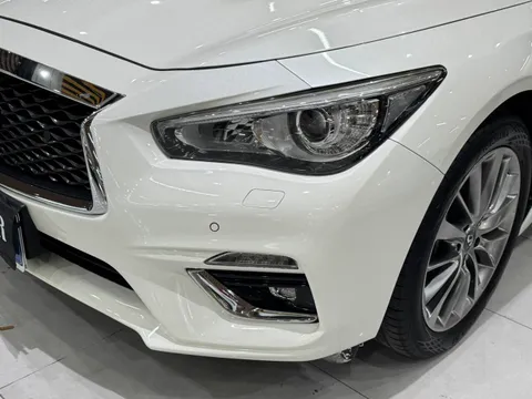Infiniti Q50L