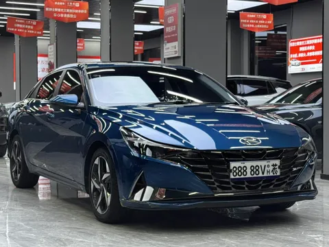 Hyundai Elantra (Avante)