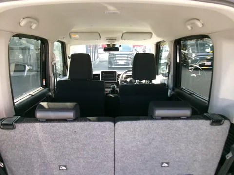 Suzuki Spacia Custom