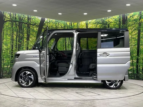 Suzuki Spacia Custom