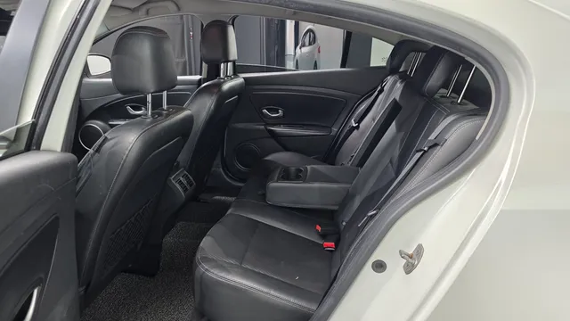 Renault SM3