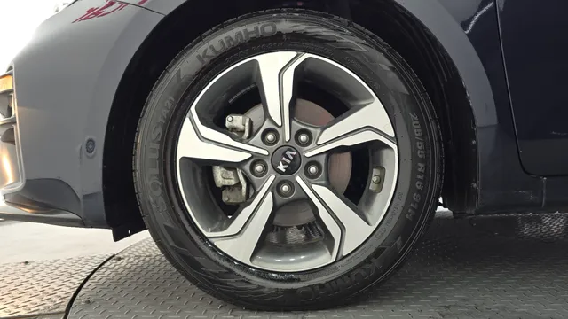 Kia Cerato (K3)