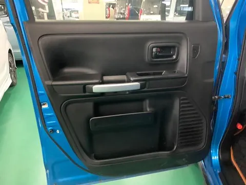 Suzuki Spacia Gear