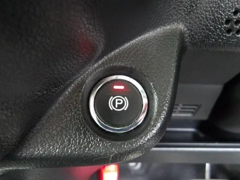 Honda N-BOX Slash