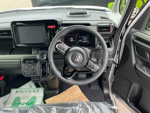 Suzuki Spacia Gear