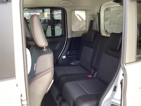 Suzuki Spacia Custom