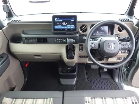 Honda N-BOX Joy