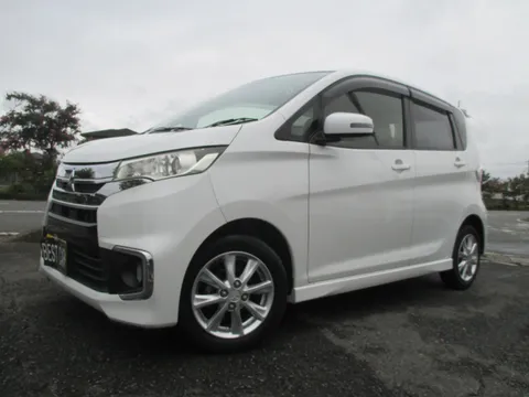 Mitsubishi eK Custom