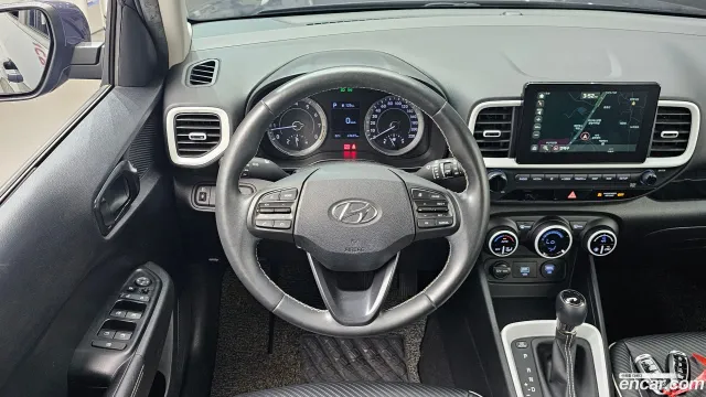 Hyundai Venue