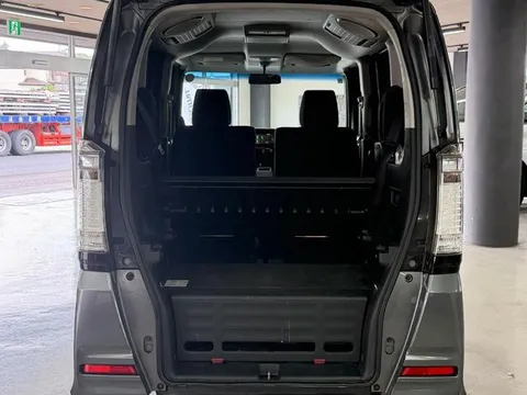 Honda N-BOX Plus Custom