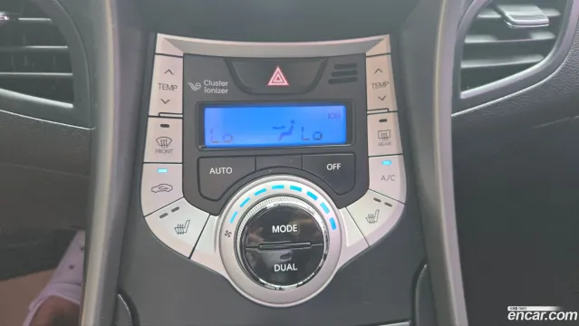Hyundai Elantra (Avante)