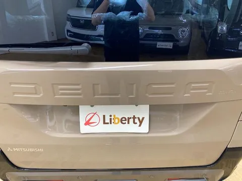 Mitsubishi Delica Mini