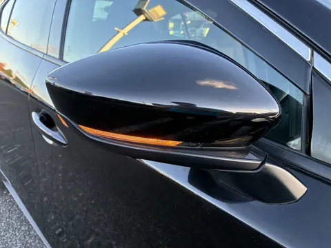 Mazda MAZDA3 Sedan