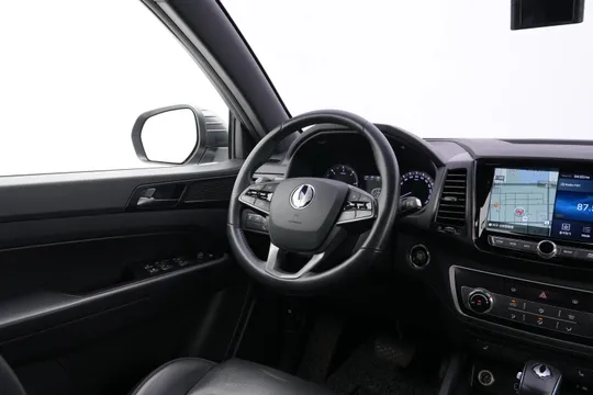 SsangYong Rexton Sports