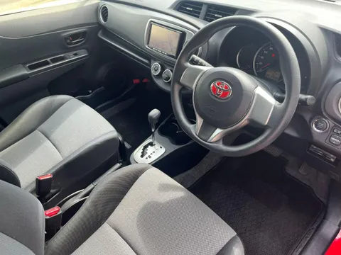 Toyota Yaris (Vitz)
