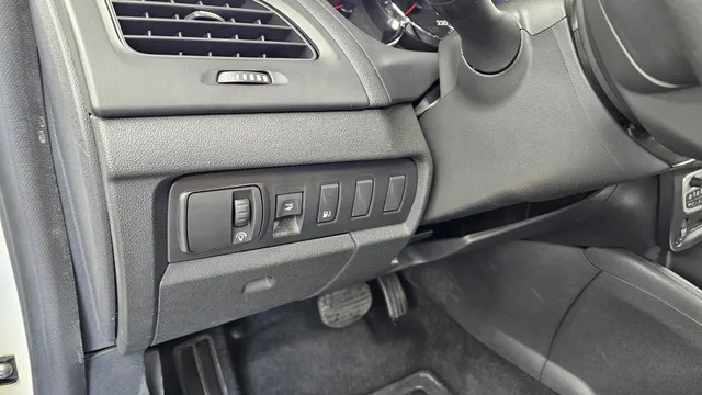 Renault SM3