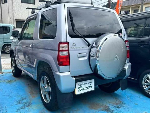 Mitsubishi Pajero Mini