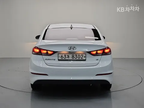 Hyundai Elantra (Avante)