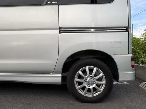 Daihatsu Atrai Wagon