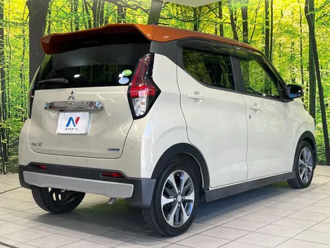 Mitsubishi eK X