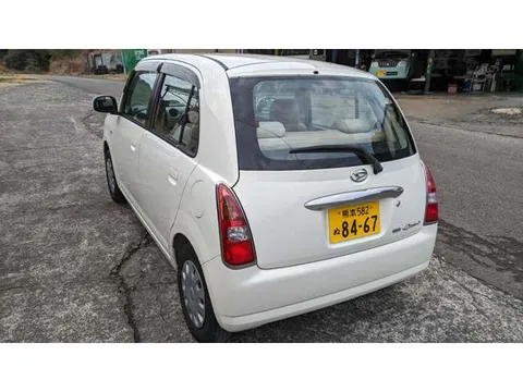 Daihatsu Mira Gino