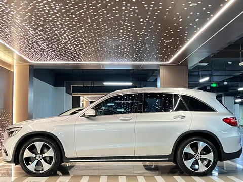 Mercedes-Benz Mercedes-Benz GLC
