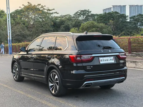 Hongqi HS7