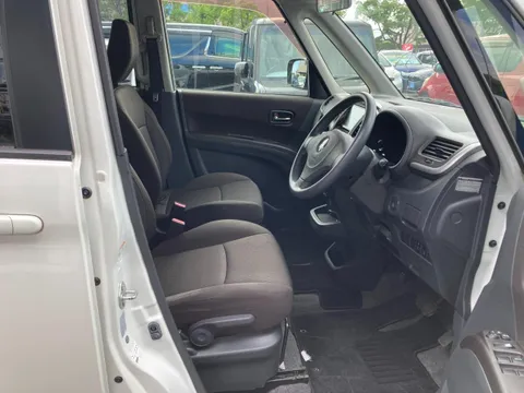 Mitsubishi Delica D:2