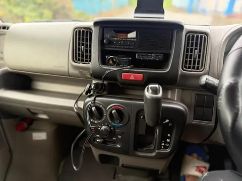 Nissan Clipper