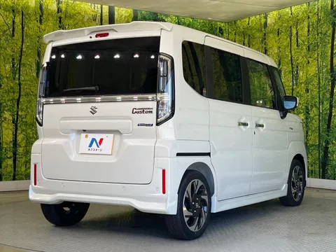 Suzuki Spacia Custom