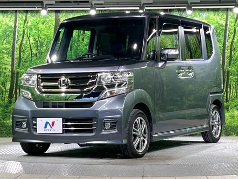 Honda N-BOX+ Custom