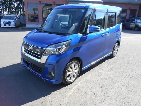 Nissan Dayz Roox
