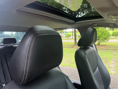 Infiniti Q50L
