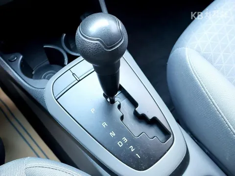 Kia Deluxe