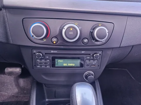 Renault SM3