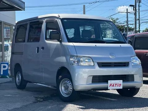 Toyota TownAce Van