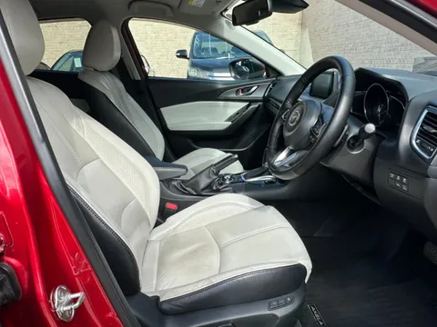 Mazda Axela Sport