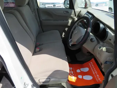 Honda N-BOX Plus
